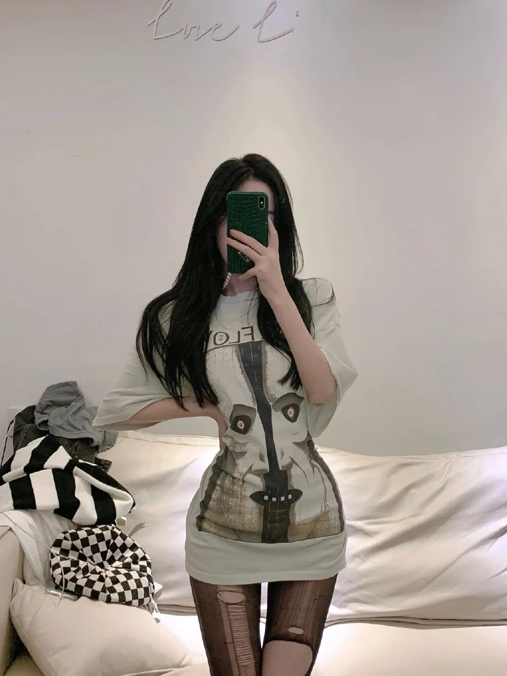 妹子絲襪都破了，好心疼?。〔鍒D7