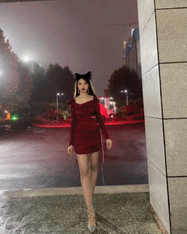 身高183的小姐姐cos阿貍魅惑，你頂?shù)米?？插圖6