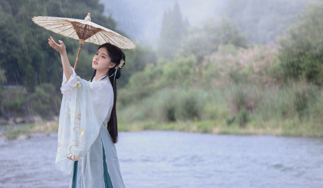 14歲童星拍國風(fēng)cos多絕 美成了神仙姐姐劉亦菲？插圖7
