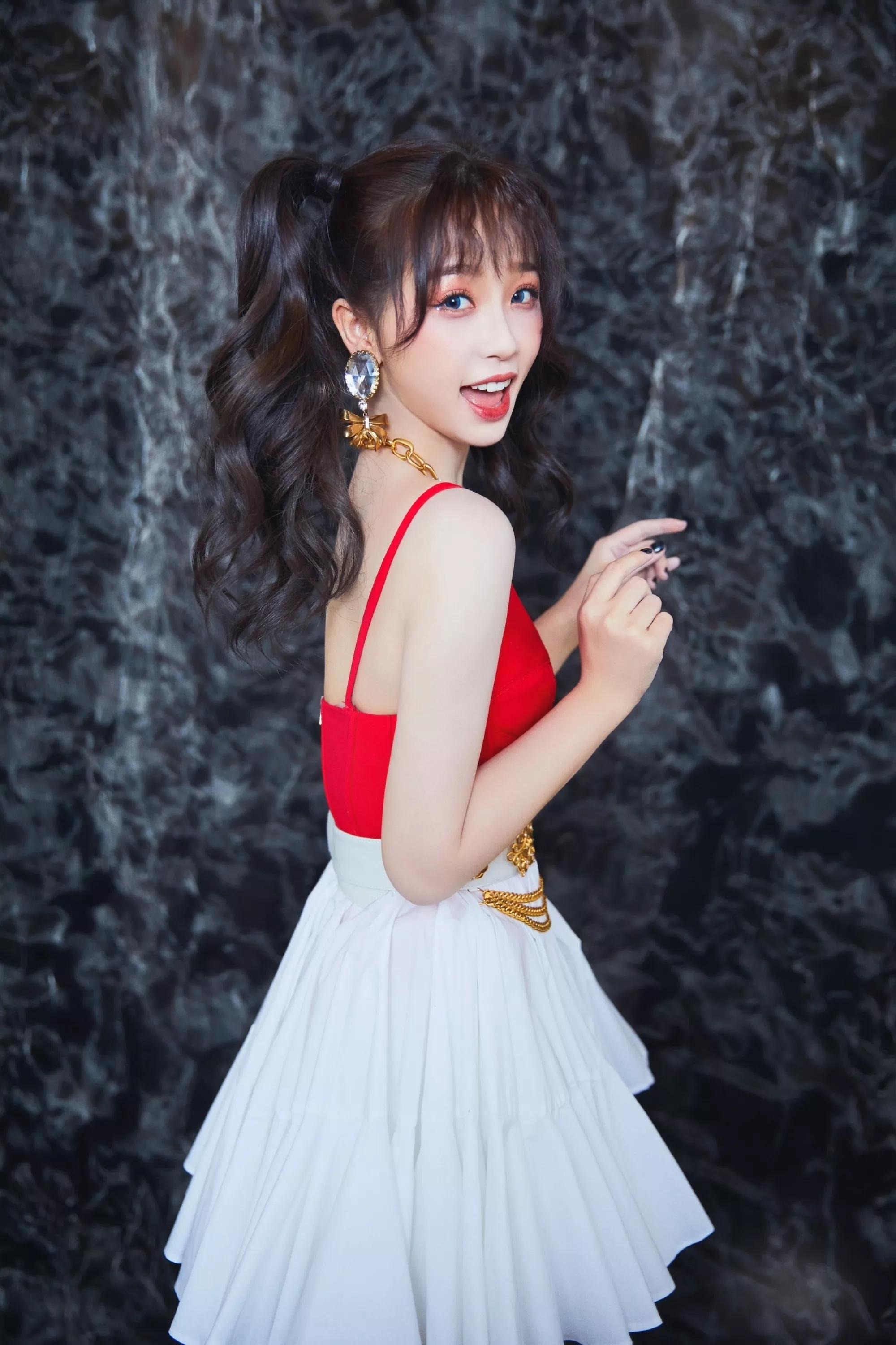 國內地女演員、歌手 虞書欣美照欣賞插圖